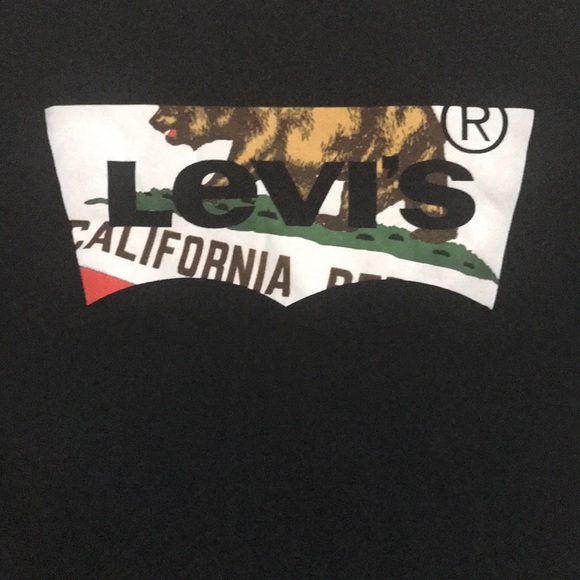 Levi’s T-shirt - Picture 2 of 5